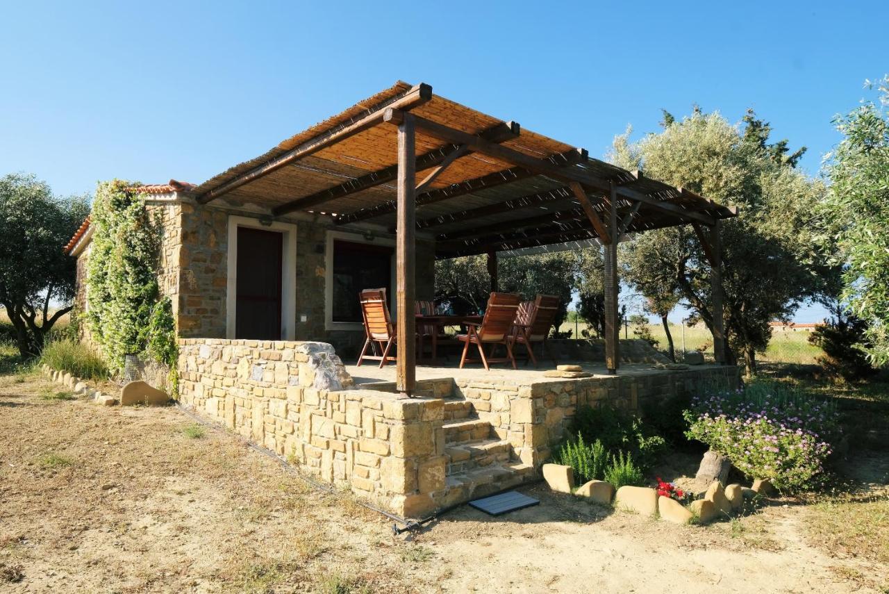Villa Limnos Stone House à Kalliopi Extérieur photo